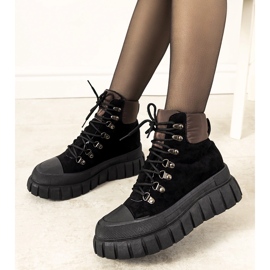 Scarpe da donna nere, isolate, stringate di Calabresi marrone 1