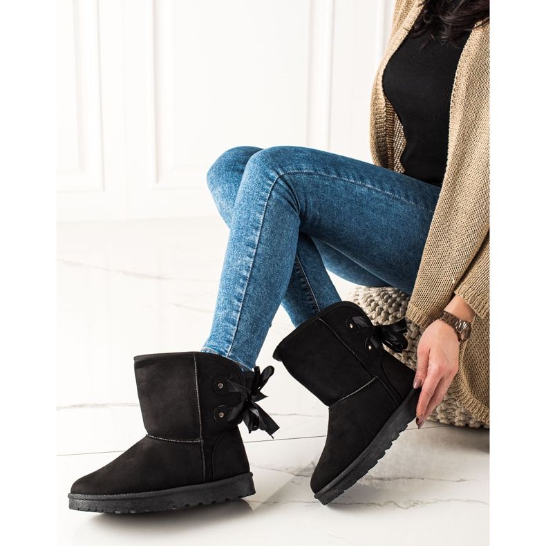 TRENDI Mukluki con un fiocco nero 1