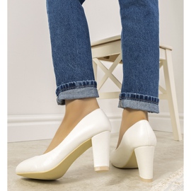 Décolleté bianche sul post Unos bianco 1