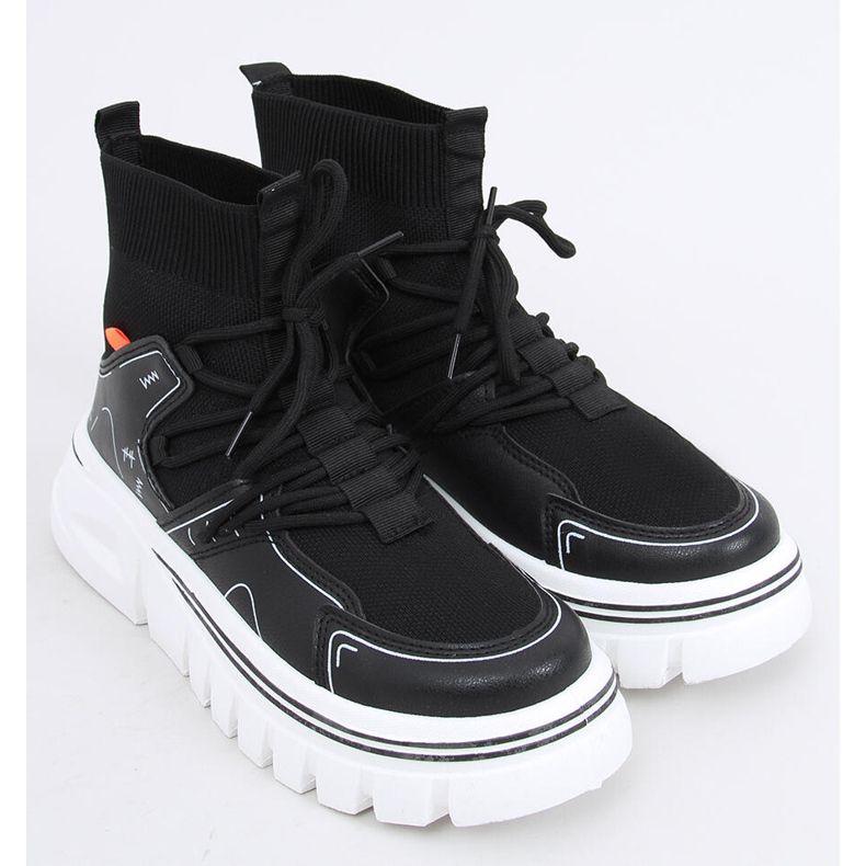 Scarpe sportive calzino nero Malin 2