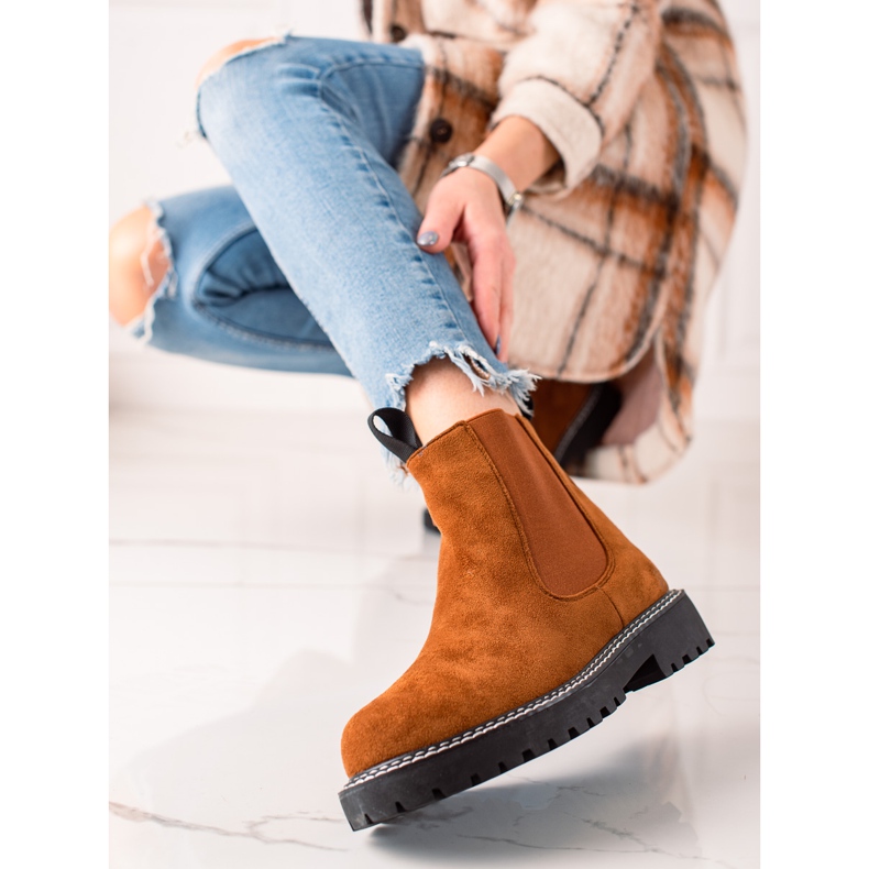 Ideal Shoes Stivaletti con plateau in camoscio marrone 2