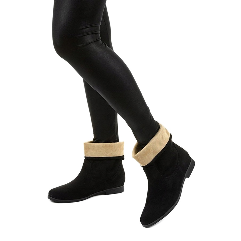 Stivali slip-on Islevine in simil camoscio nero 3