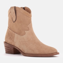 Marco Shoes Comodi stivali da cowboy realizzati in pelle scamosciata naturale beige 1