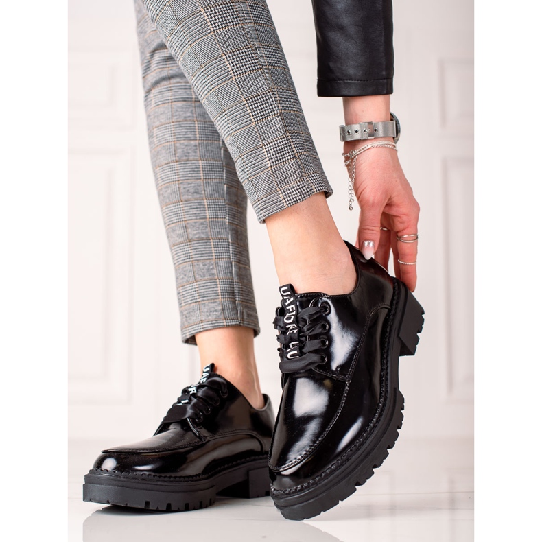 La.Fi Scarpe alla moda con lacci nero 1