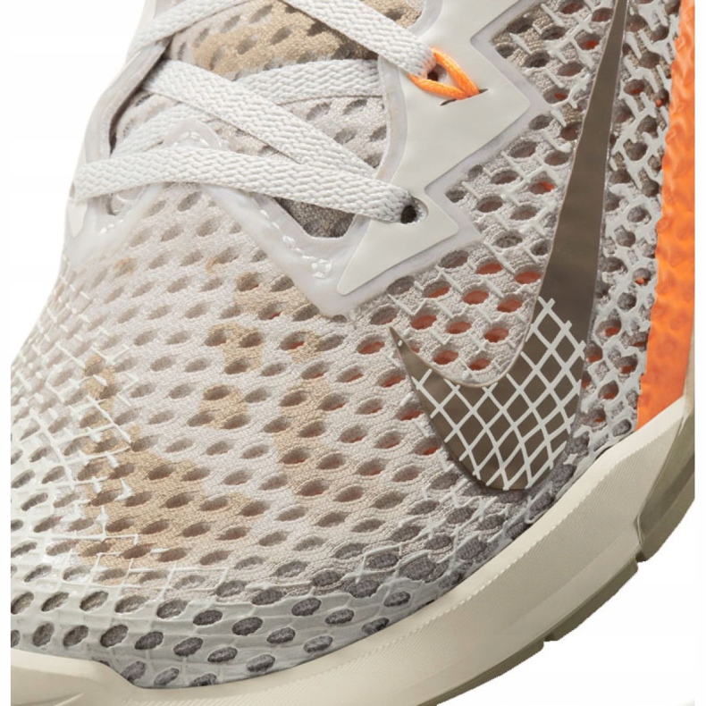 Scarpa da allenamento Nike Metcon 6 M CK9388 028 beige arancia 6