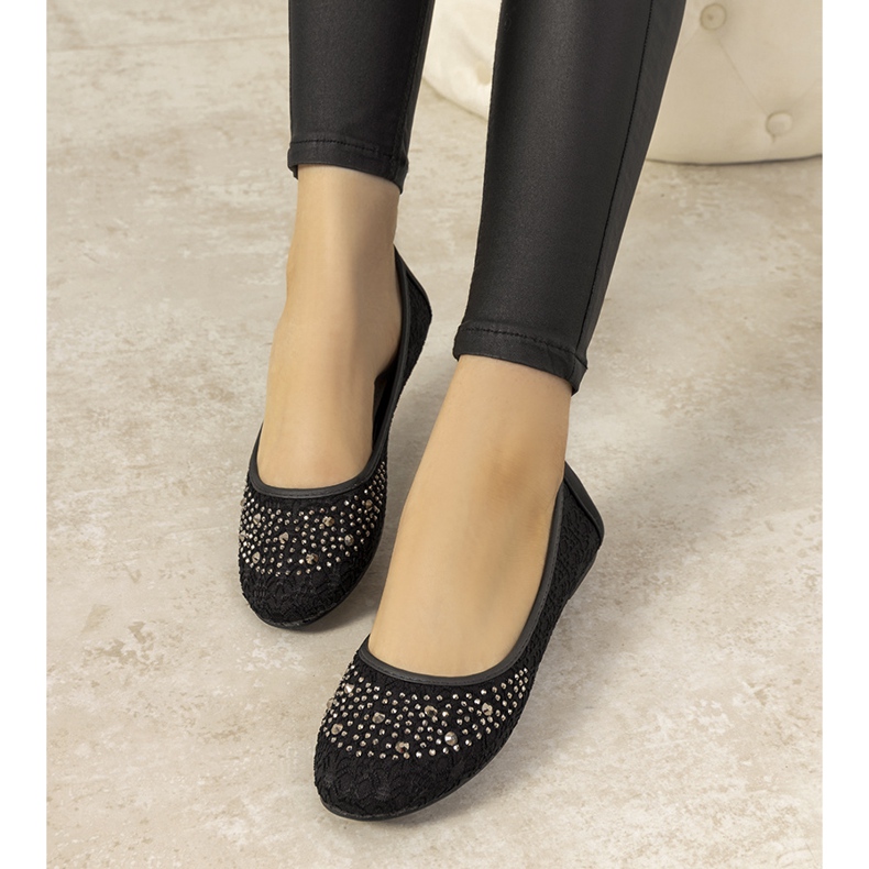Ballerine in pizzo rosa con zirconi East Side nero 1