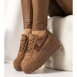 Sneakers marroni con suola botanica alta marrone 1