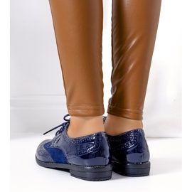Scarpe oxford laccate blu navy dall'Olanda 1