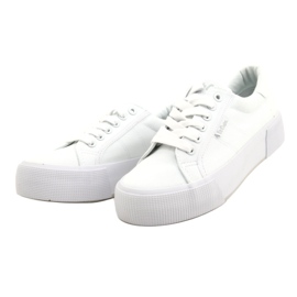 Scarpe Lee Cooper W LCW-22-31-0884L bianco 2