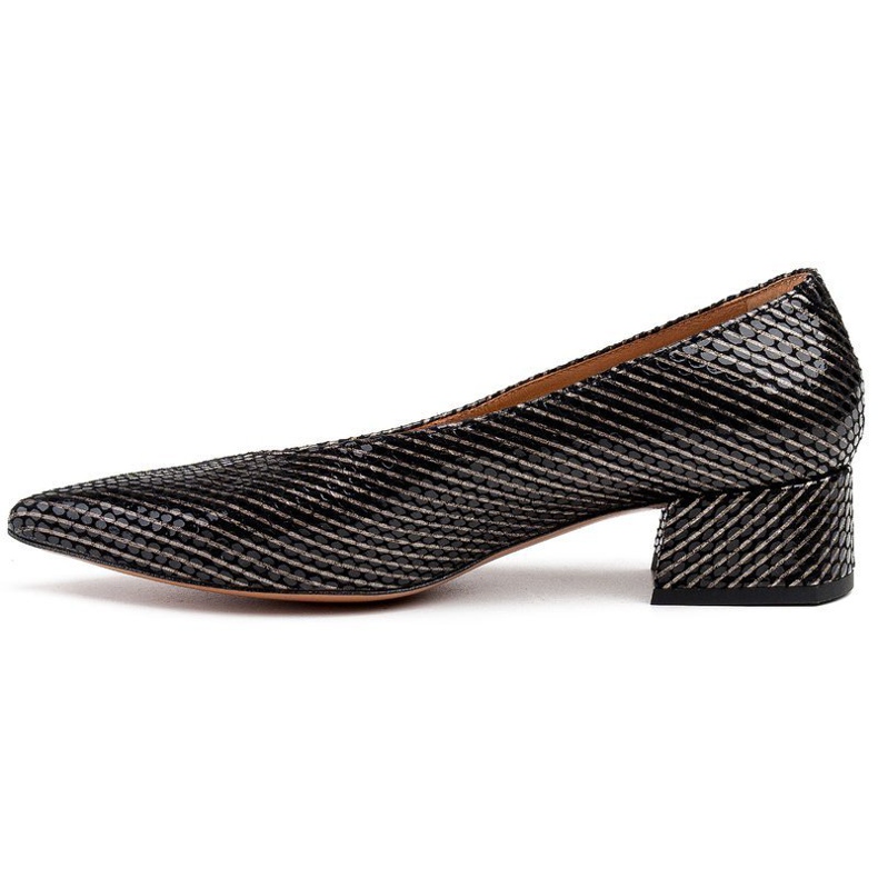 Marco Shoes Décolleté nere realizzate in insolita pelle a righe nero 2