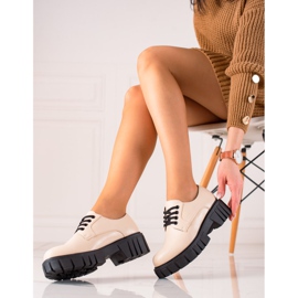 Scarpe beige sulla piattaforma La.Fi 1