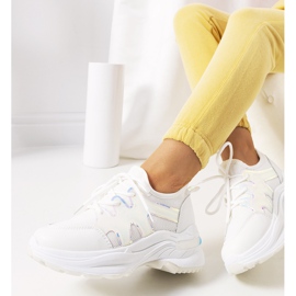 Sneakers bianche di Bates bianco 1