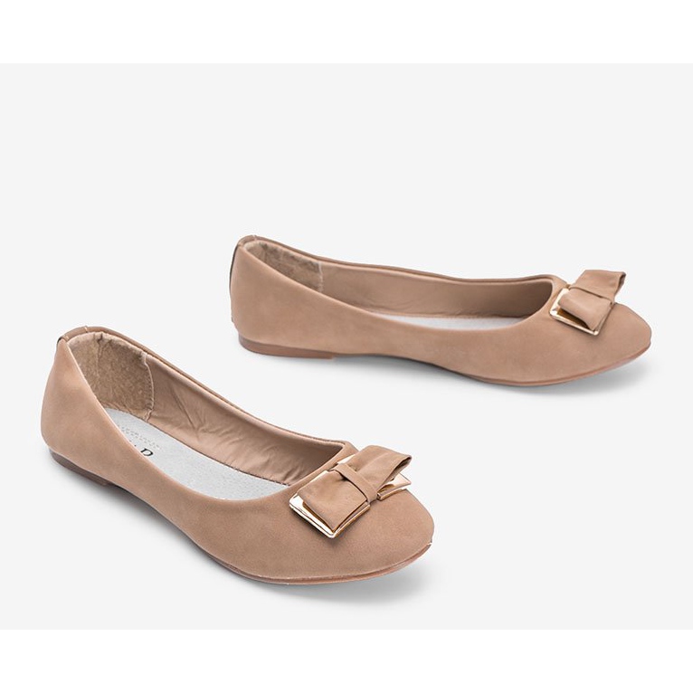 Ballerine Sixth Avenue laccate nere beige 1