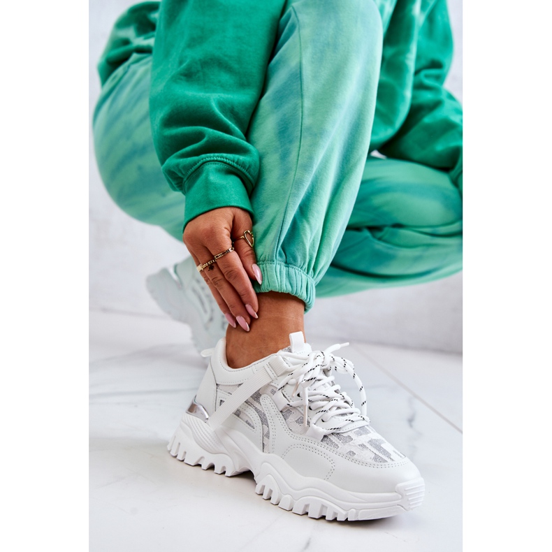 FB2 Sneakers Su Una Suola Massiccia Bianca Il Tuo Stile 1