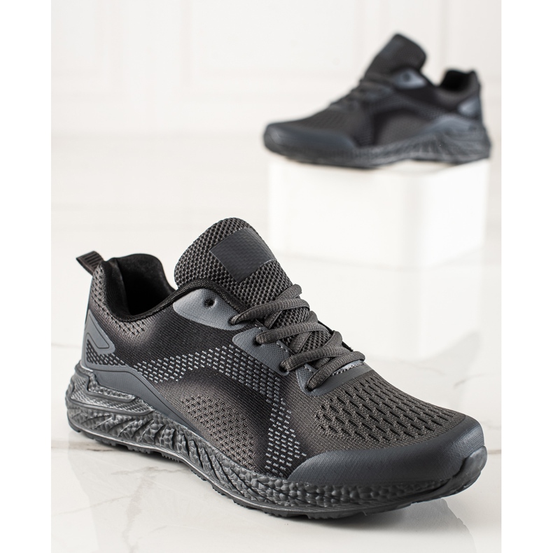 TRENDI Scarpe sportive classiche nero 1