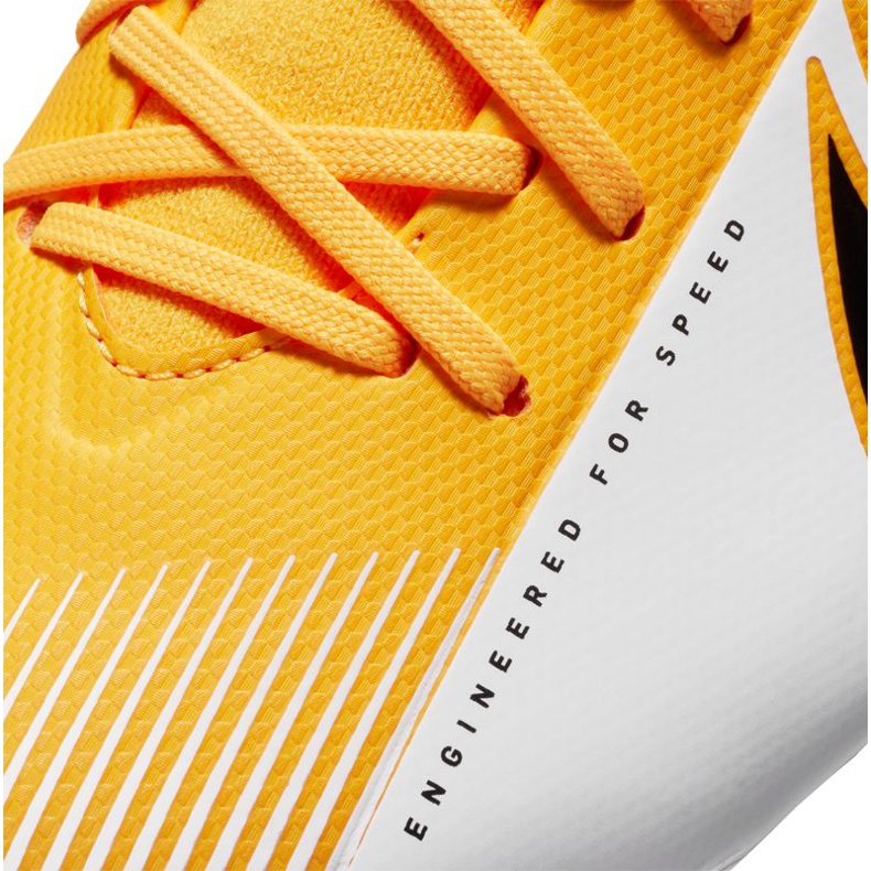 Scarpe da calcio Nike Superfly 7 Academy Mg Jr AT8120-801 multicolore arance e rossi 1