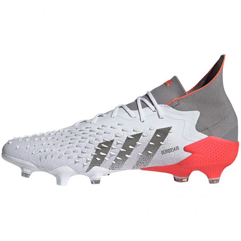 Scarpe da calcio Adidas Predator Freak.1 Fg M FY6255 bianco, bianco, grigio/argento bianco 1