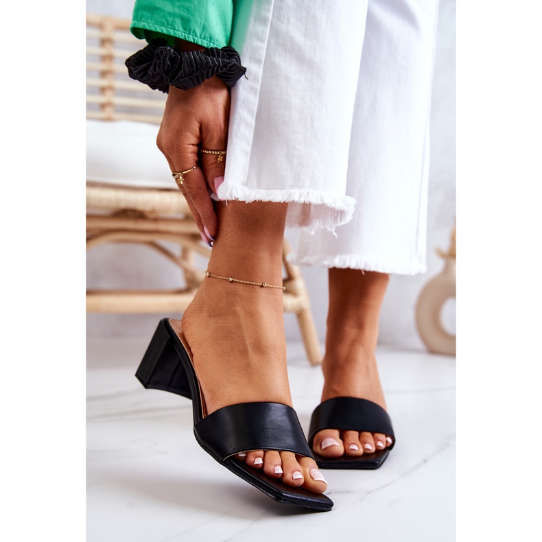 FJ1 Sandali Netty In Pelle Nera Sul Tallone nero 2