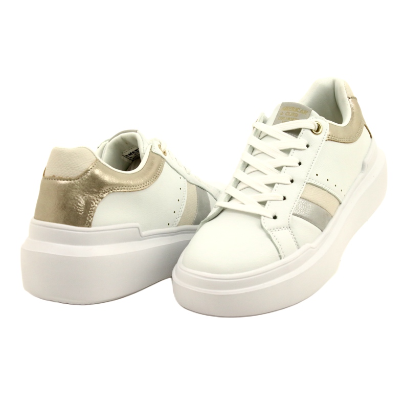 American Club Sneaker sportive femminili su una spessa suola bianca bianco 3