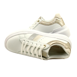 American Club Sneaker sportive femminili su una spessa suola bianca bianco 4