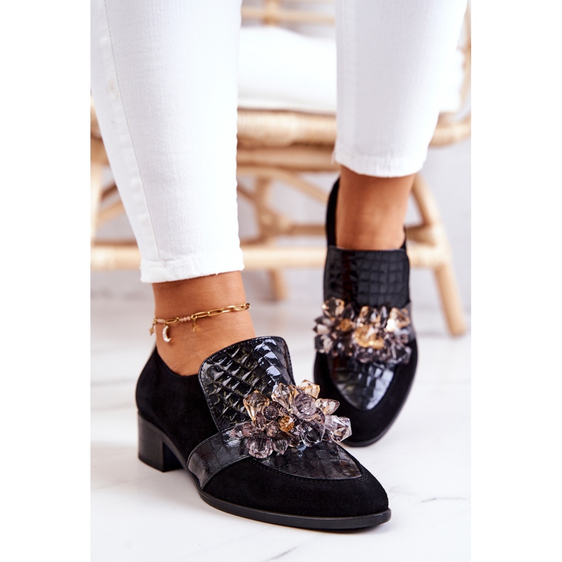 Scarpe Scamosciate Con Decorazione Davine Nera nero 1