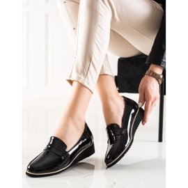 Goodin Mocassini laccati chiari nero 1