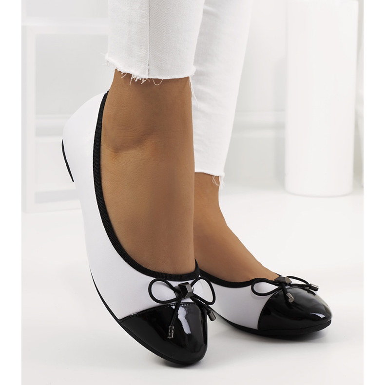 Ballerine bianche da donna Prieto bianca nero 1