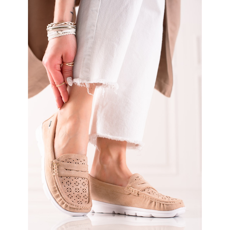 Goodin Mocassini con motivo traforato beige 1
