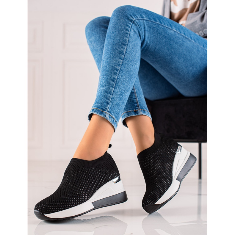 TRENDI Sneakers con zeppa alla moda nero 1