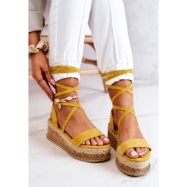 FB2 Espadrillas in pelle scamosciata su sandali con zeppa giallo Shanna 1