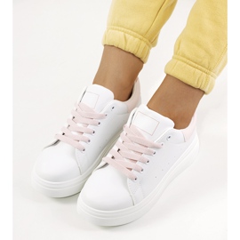 Sneakers rosa e bianche sulla piattaforma Justar bianco 1
