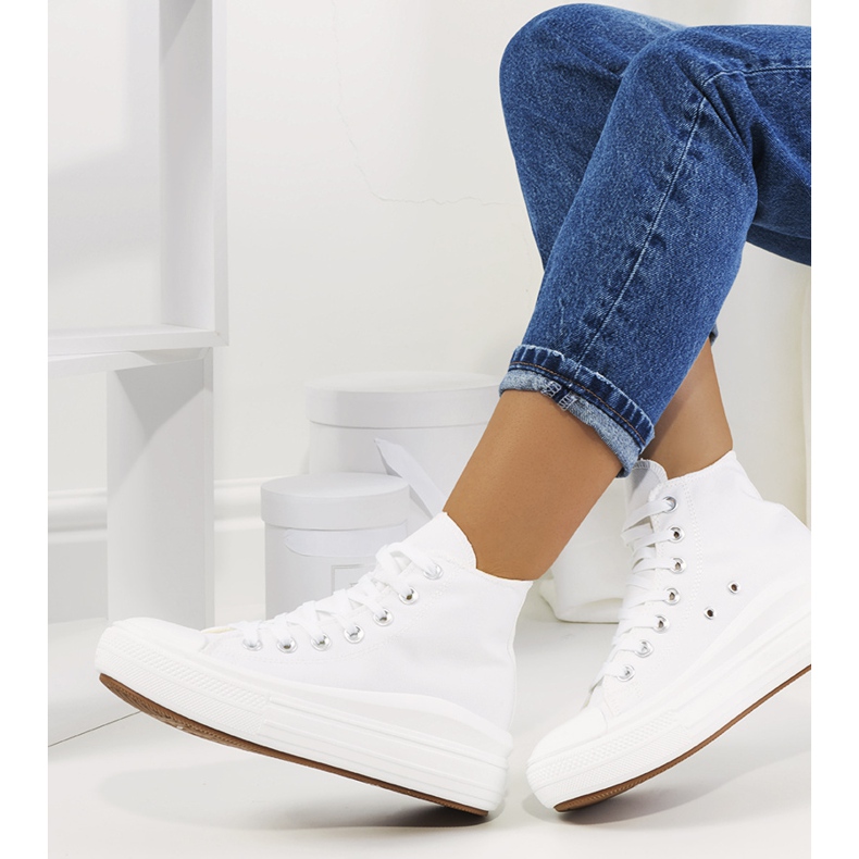 Sneakers bianche su suola alta Tirado bianco 1
