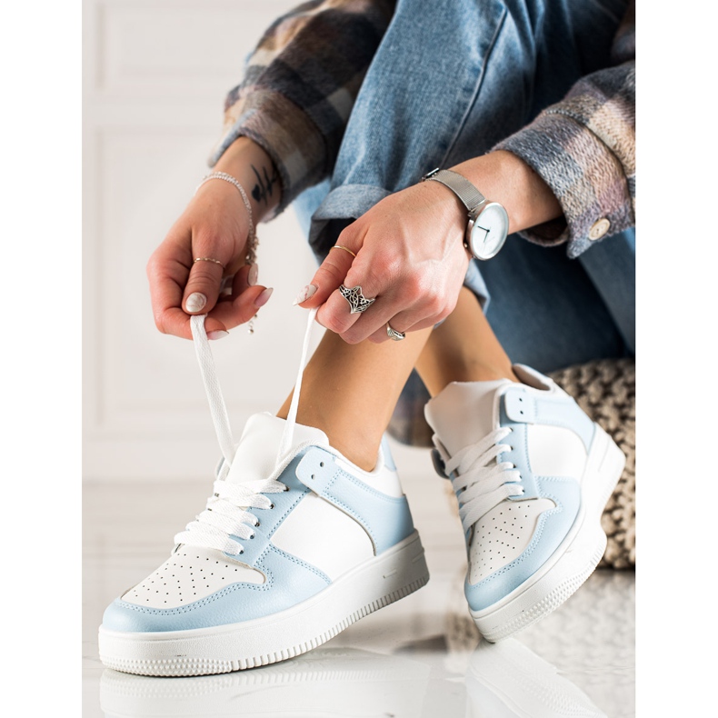 TRENDI Scarpe sportive in ecopelle bianco blu 1