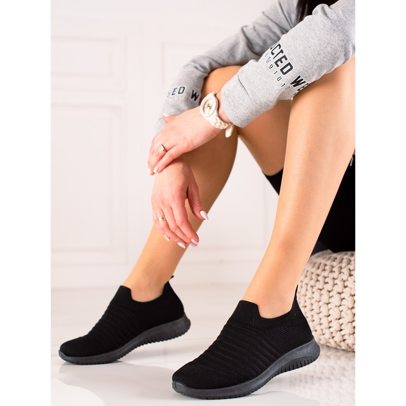 TRENDI Comode sneakers sportive nero 1