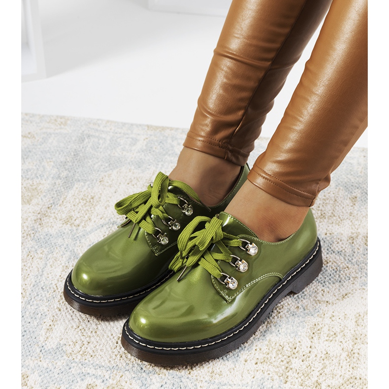 Scarpe laccate verdi di Kristina verde 2