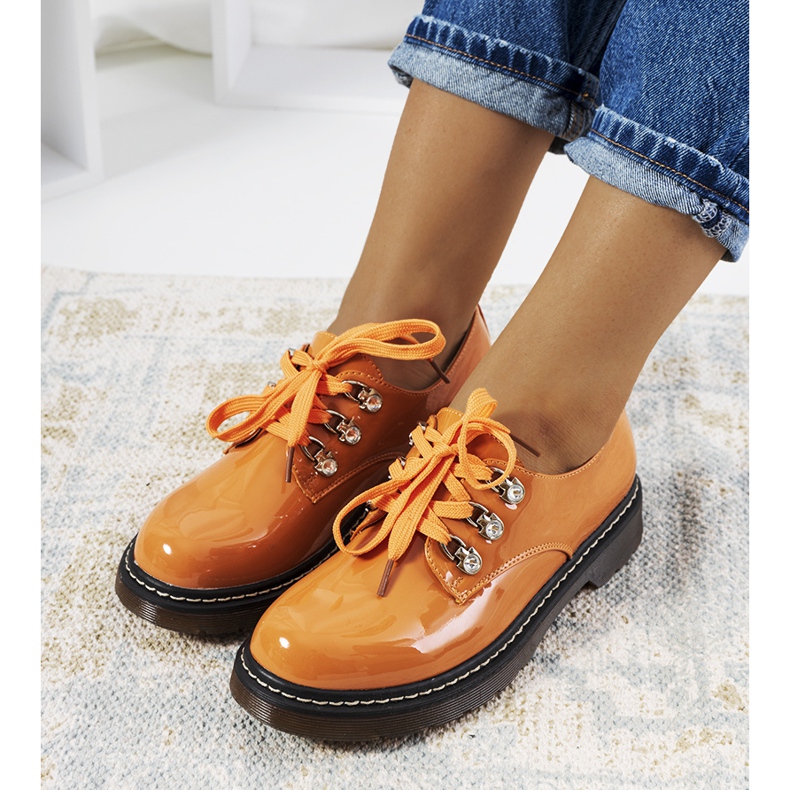 Scarpe laccate arancio di Kristina arancia 1