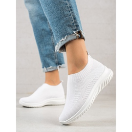 TRENDI Comode scarpe slip-on bianca 1