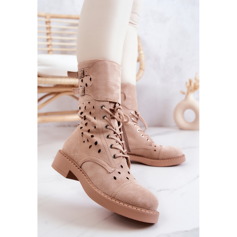 Stivaletti in pelle scamosciata traforati Hermione beige chiaro 2
