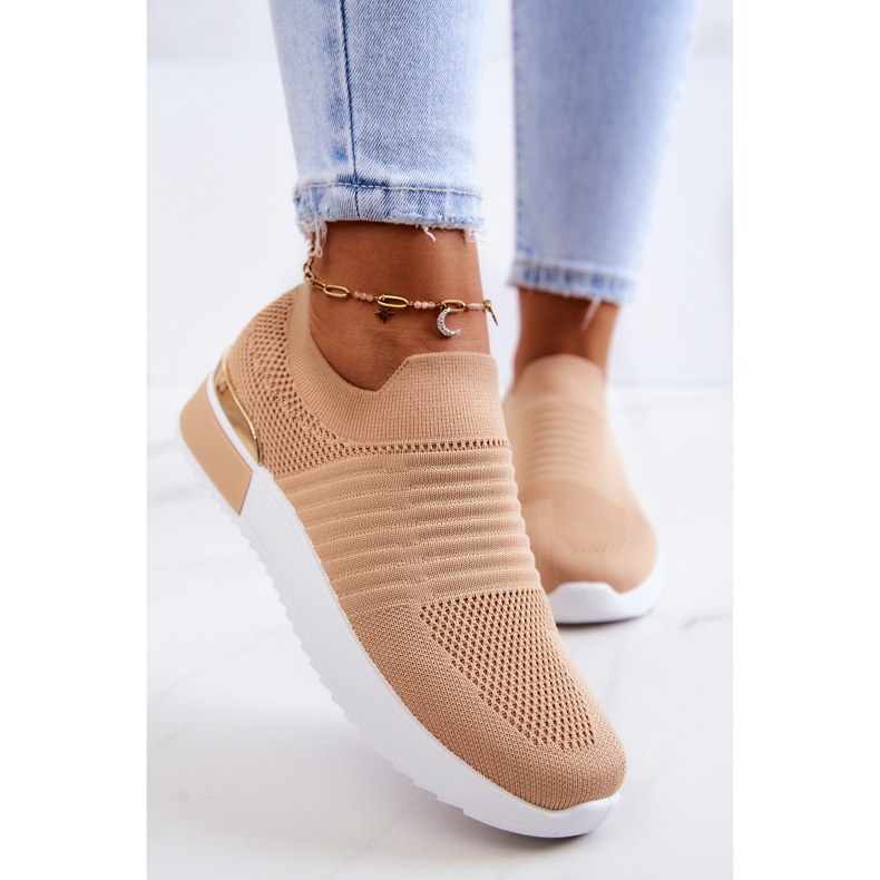 News Scarpa sportiva beige Lorento 1