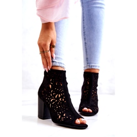 FB1 Stivali Traforati Neri Su Un Post Brittany nero 1