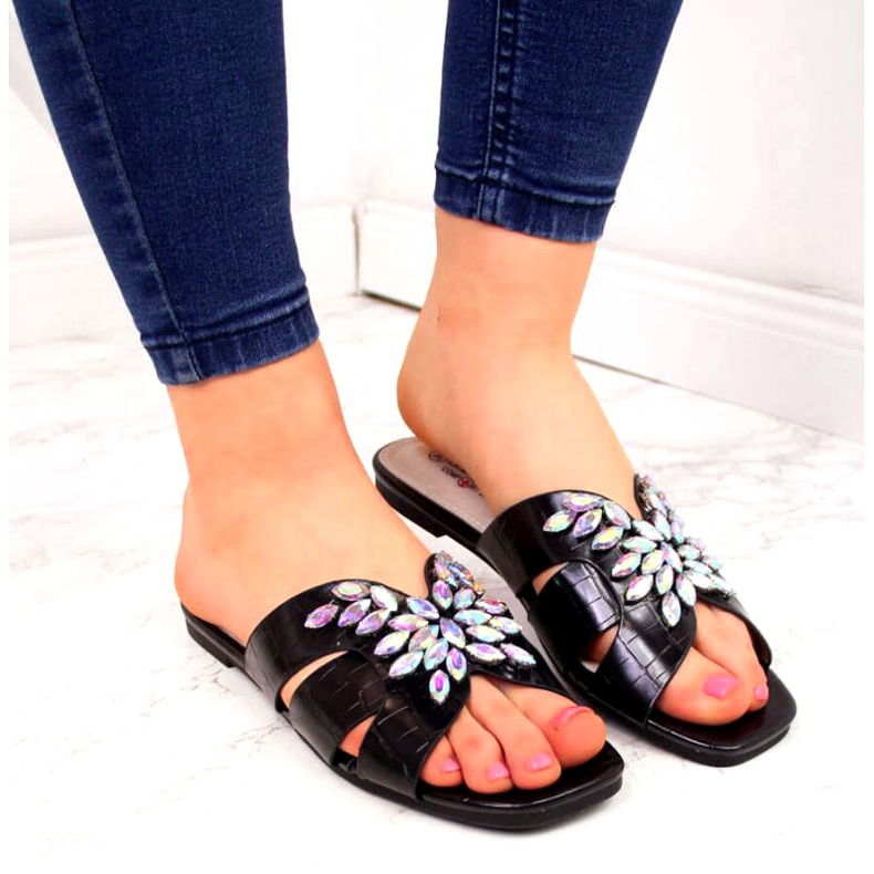 Pantofole nere con pietre S. Bararski W OLI104 nero 3