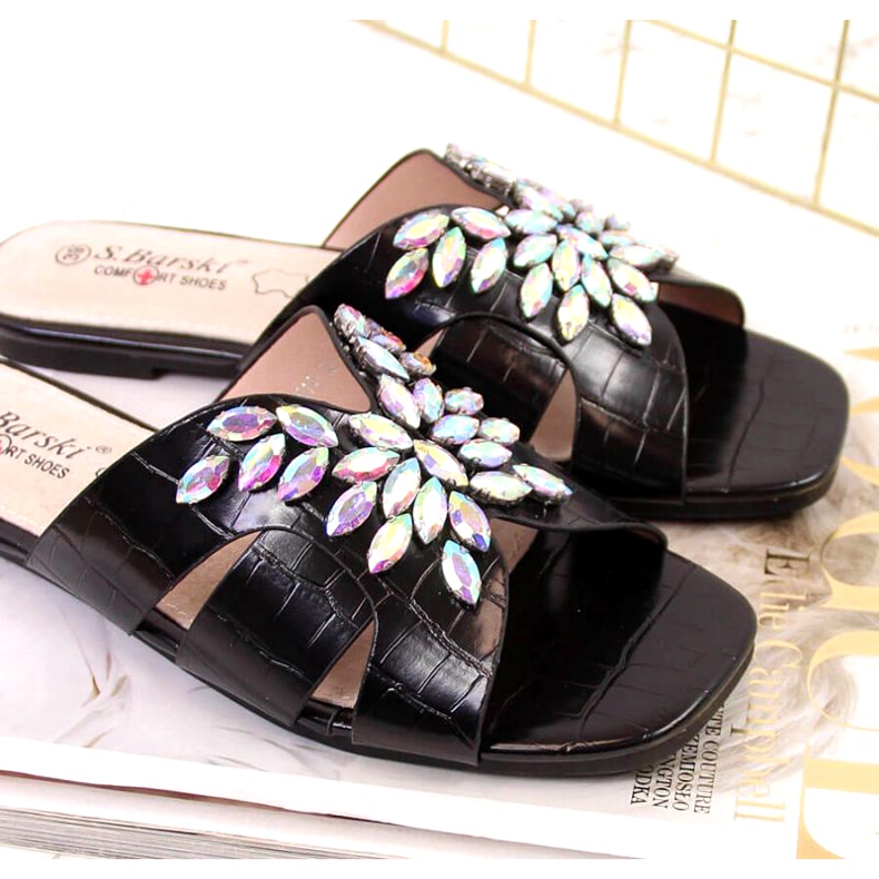 Pantofole nere con pietre S. Bararski W OLI104 nero 4