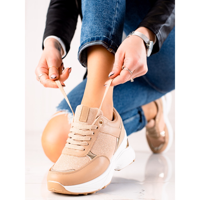 Diamantique Sneakers alla moda sulla piattaforma beige 1