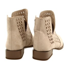 Stivali in pelle scamosciata da donna Daszyński Beige SA197-12 5