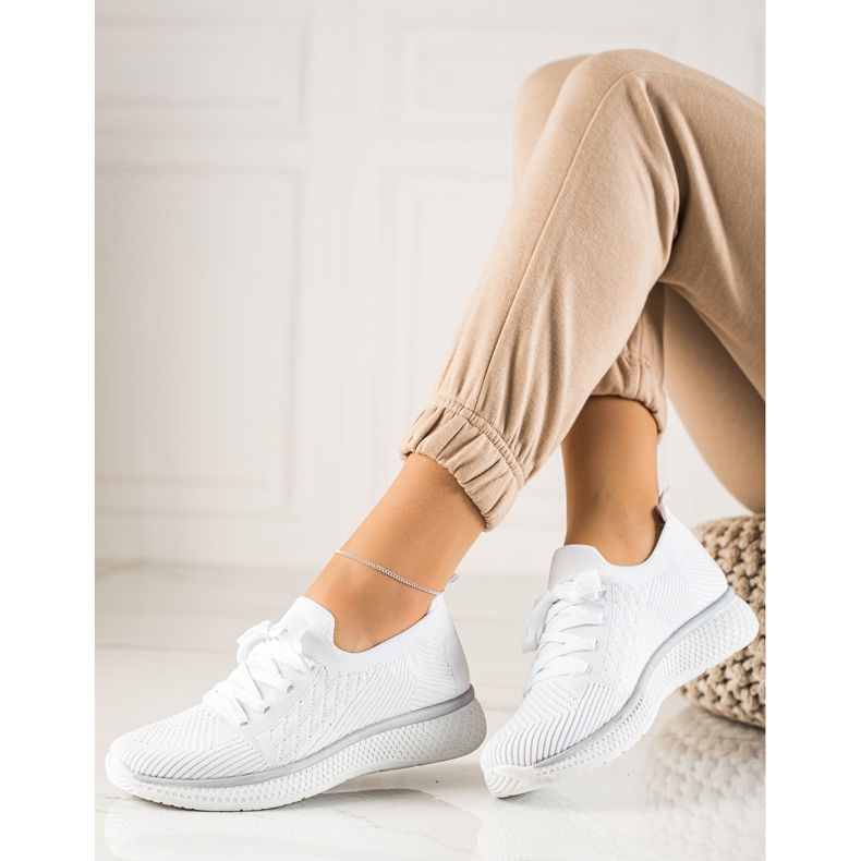 TRENDI Scarpe sportive con lacci bianche bianca 1
