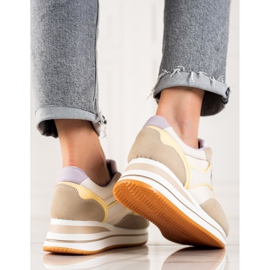 TRENDI Sfumature Colorate Sulla Piattaforma beige 1