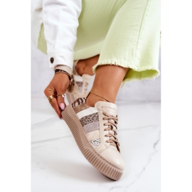 Scarpe sportive in pelle sulla piattaforma Maciejka 05482-04 Beige 1
