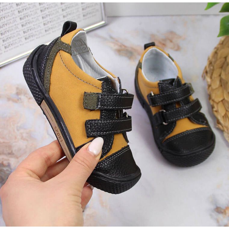 Scarpe con velcro Kornecki Jr 6823 cammello nero verde giallo 1
