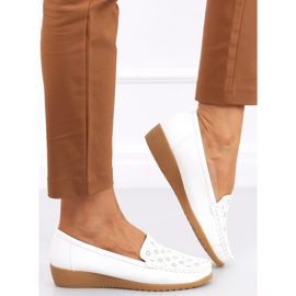 Cukki Mocassini traforati bianchi da donna bianca 2