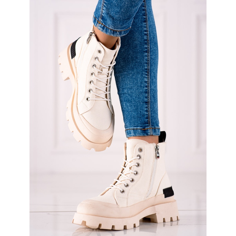 Trappers sulla piattaforma S. Barski beige 1